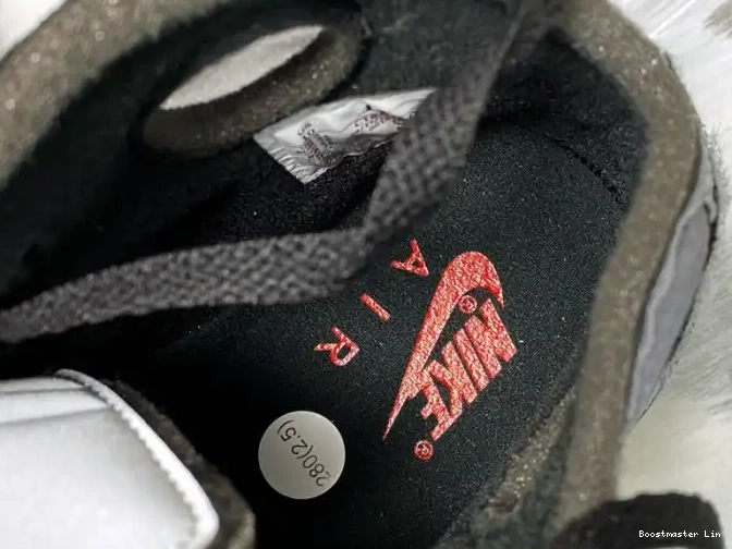 Boostmaster lin x Off-White Black Air CT8480-001 Jordan 5 0505